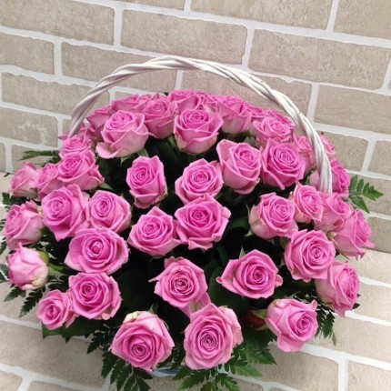 Корзина с розовыми розами - купить с доставкой в по Губахе